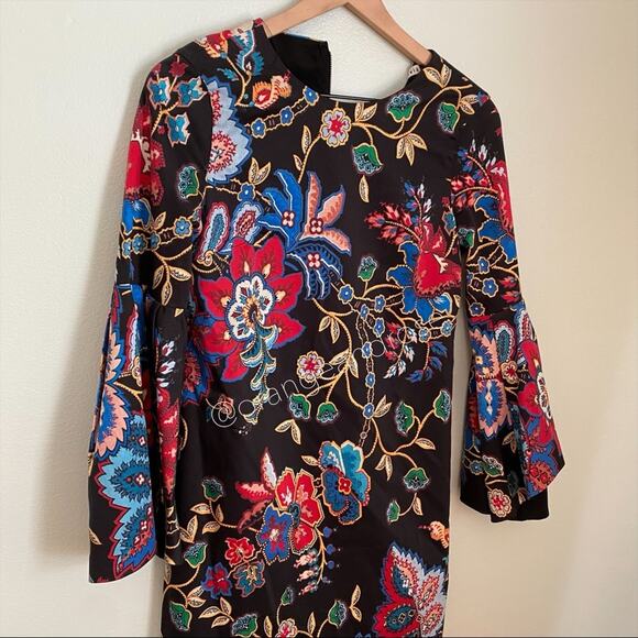 Alice + Olivia Black Paisley Long Flare Sleeve Mini Dress 2 - Picture 13 of 16